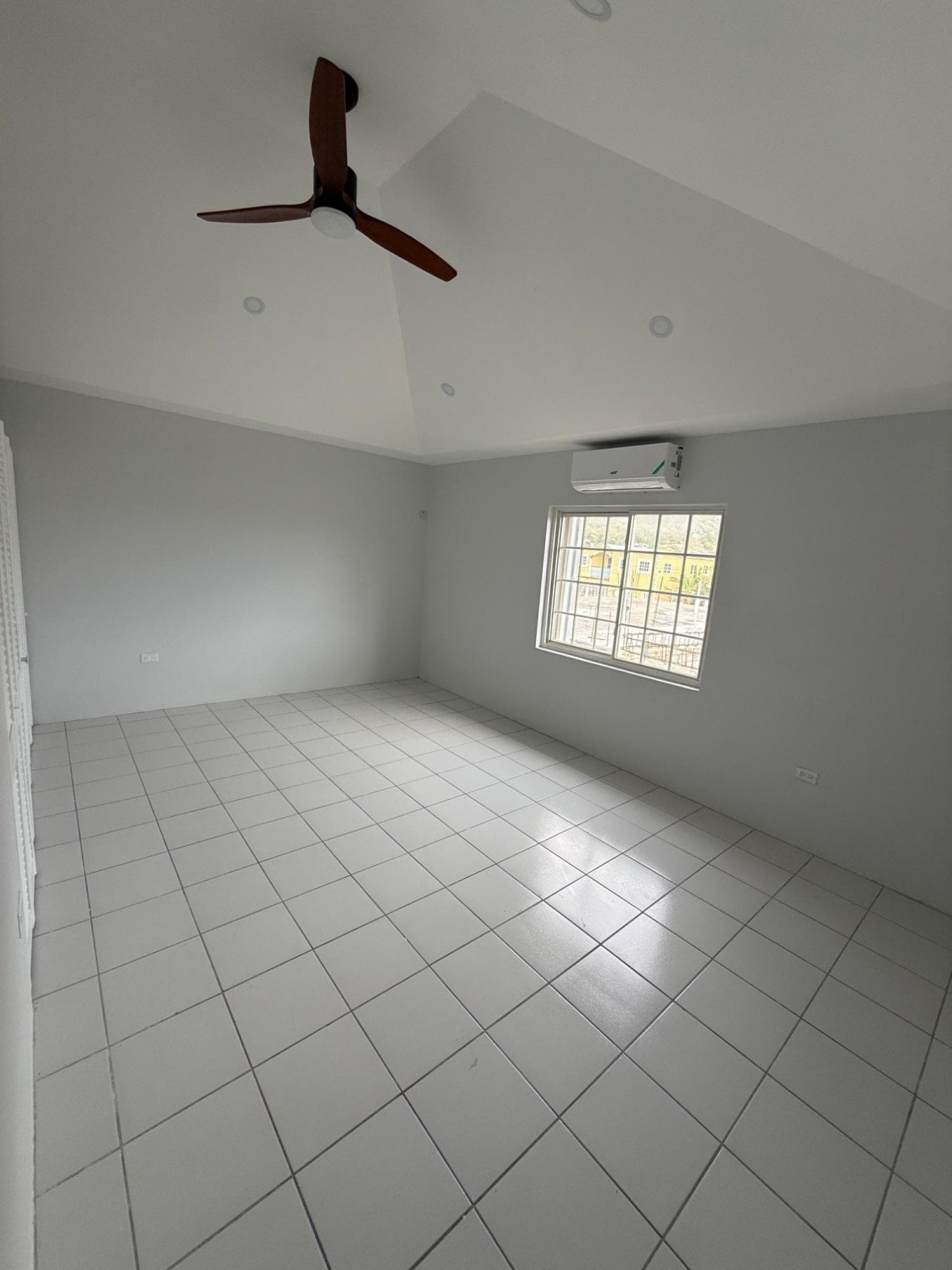 Unit 3, 24 WICKIE WACKIE DRIVE photo 9
