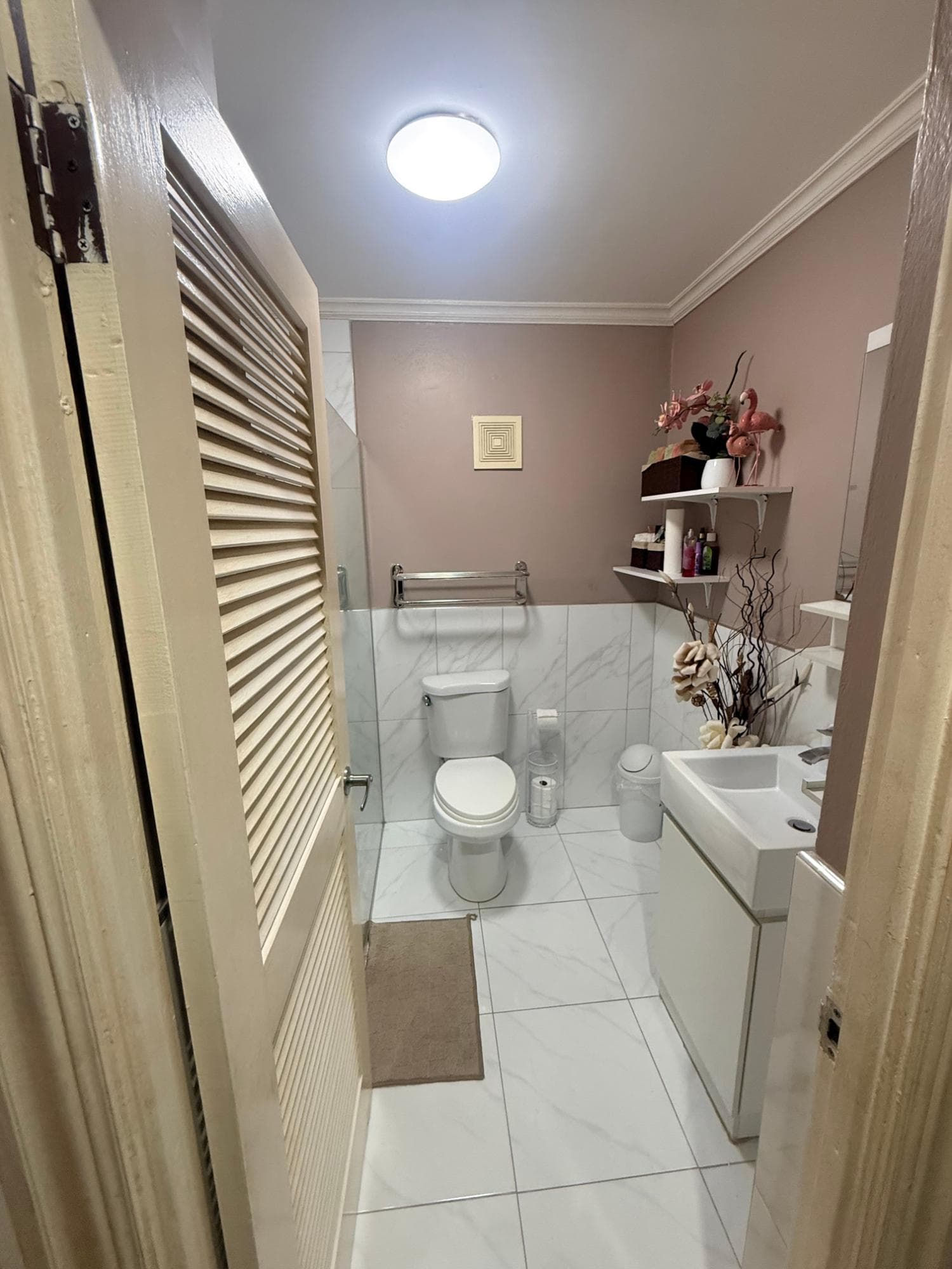 Unit 19, 1-3 WORTHINGTON TERRACE photo 13