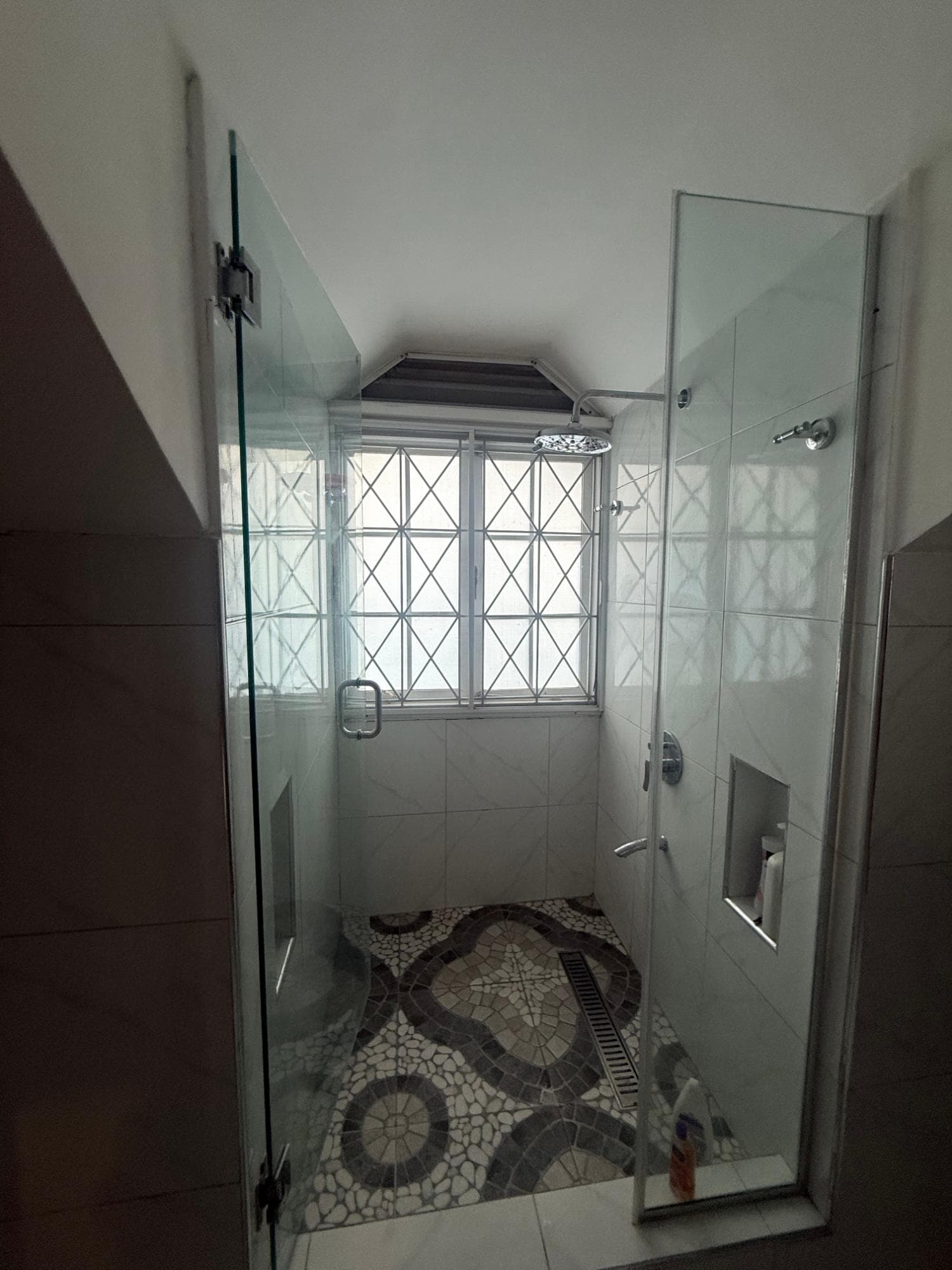 Unit 19, 1-3 WORTHINGTON TERRACE photo 19