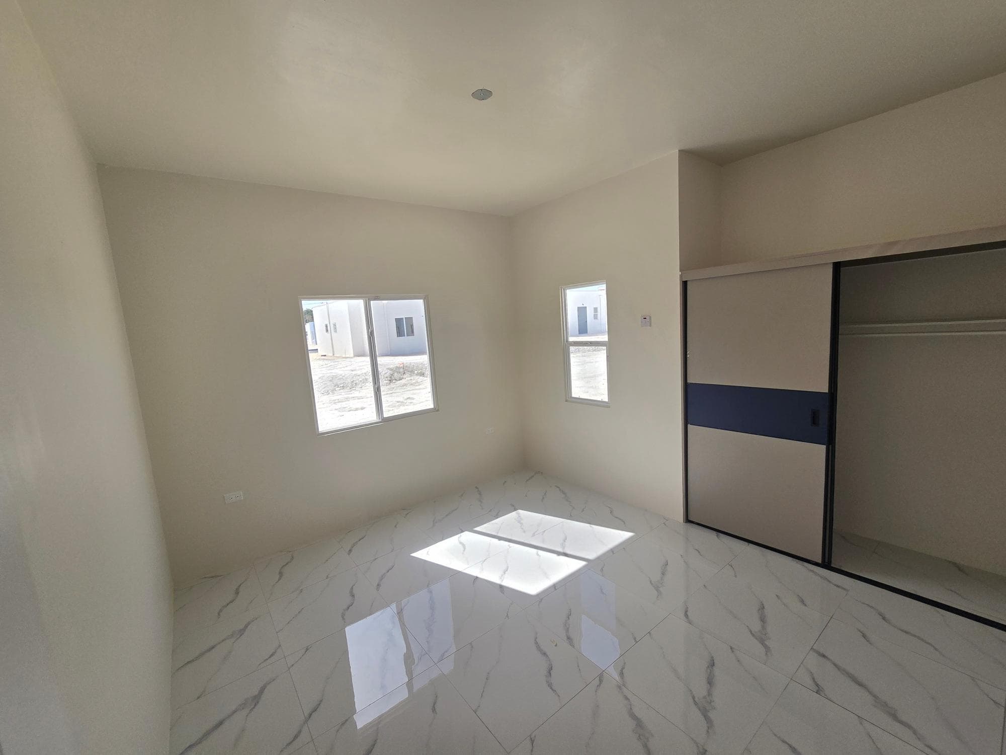 192 CORAL SPRING ESTATE photo 8