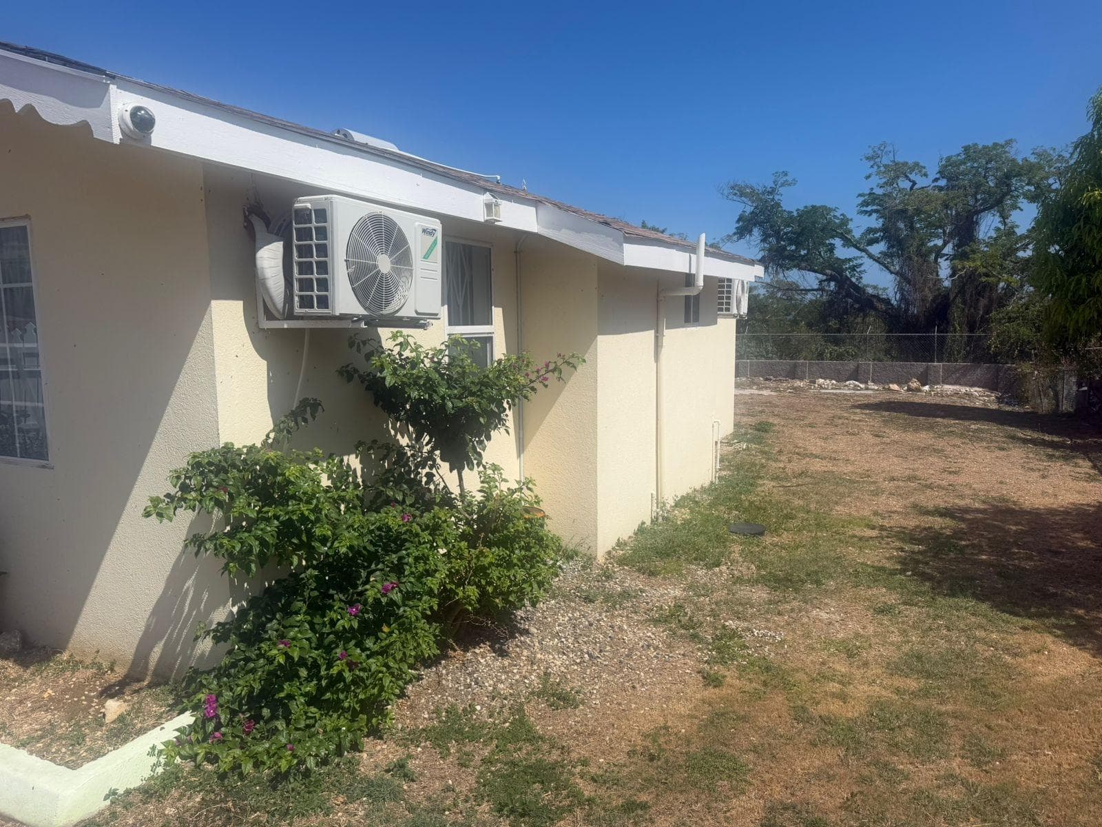 1 FLORENCE HALL BOULEVARD, photo 16