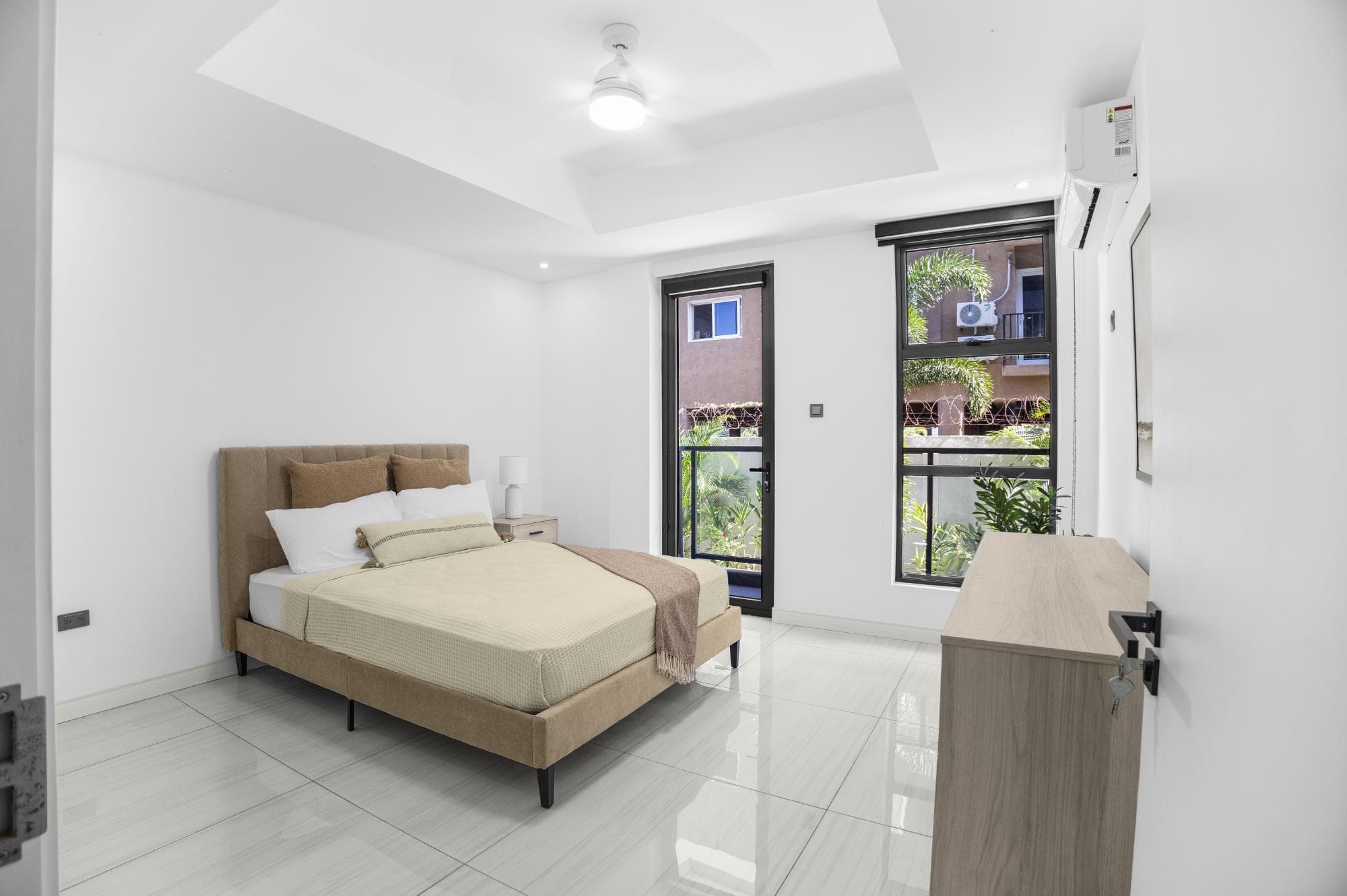Unit 101, 3 KINGS DRIVE photo 18