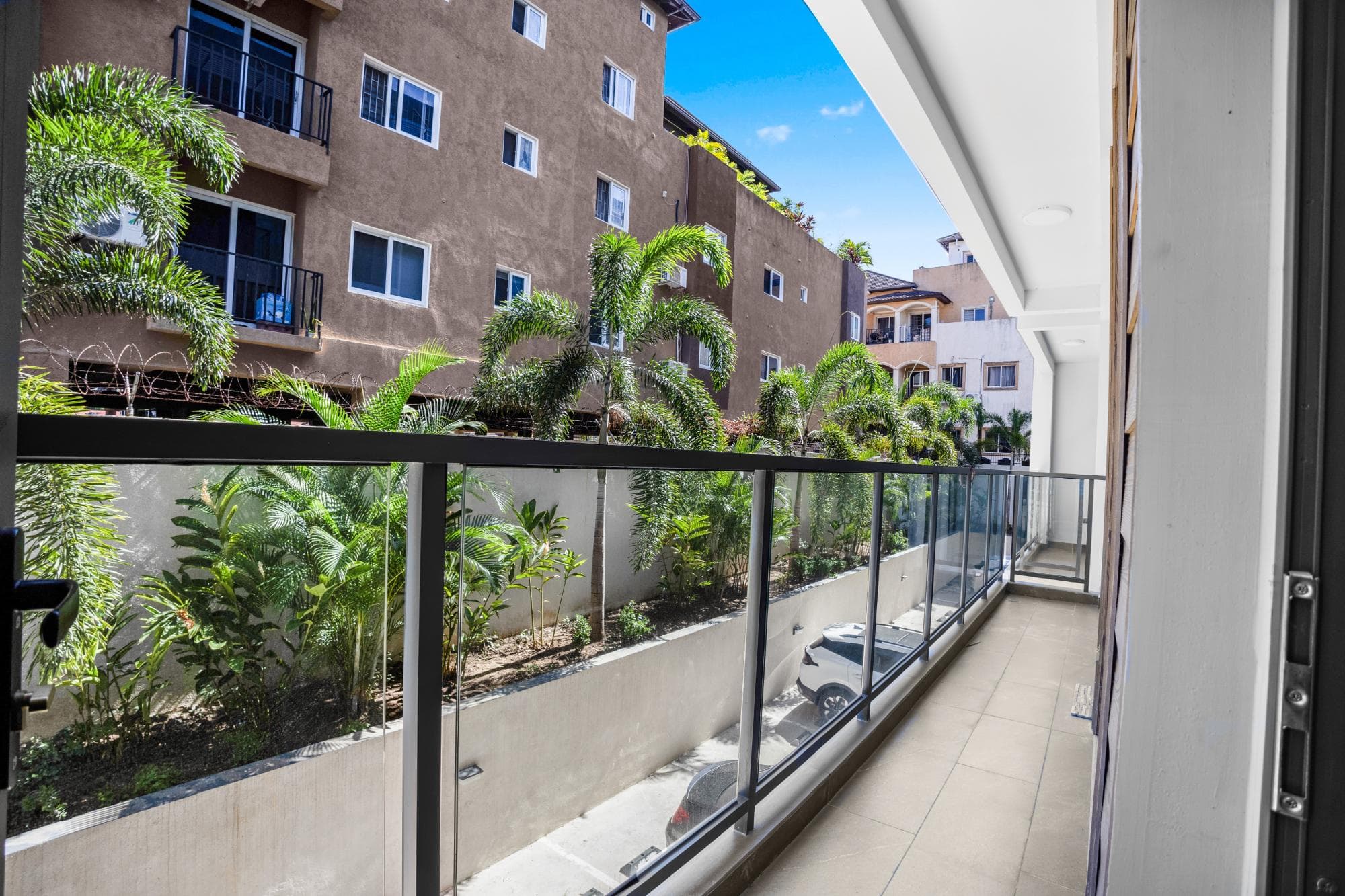 Unit 101, 3 KINGS DRIVE photo 19
