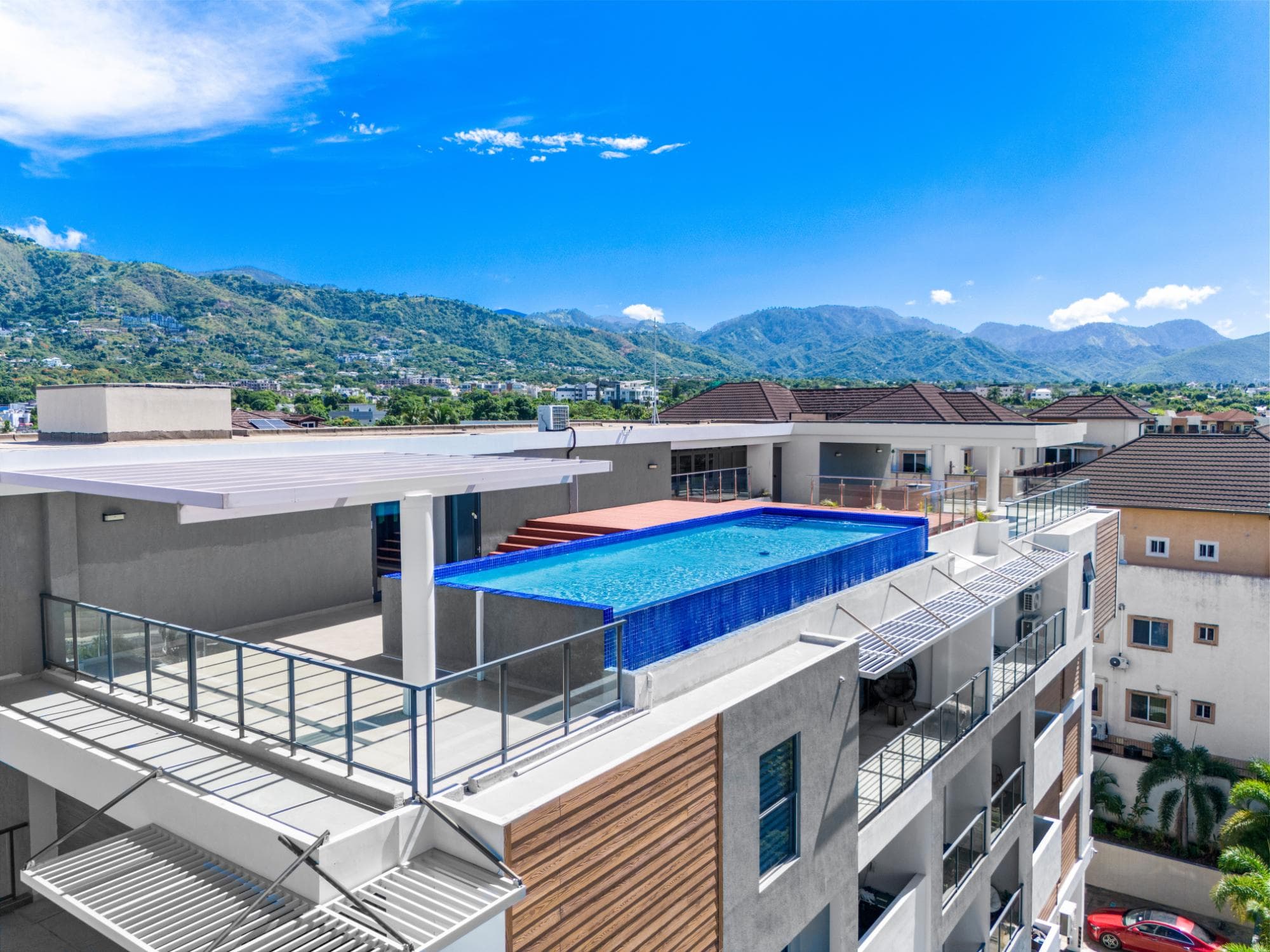 Unit 101, 3 KINGS DRIVE photo 31