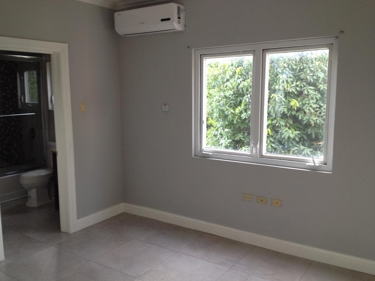 Unit 18, 15 OTTAWA AVENUE photo 9