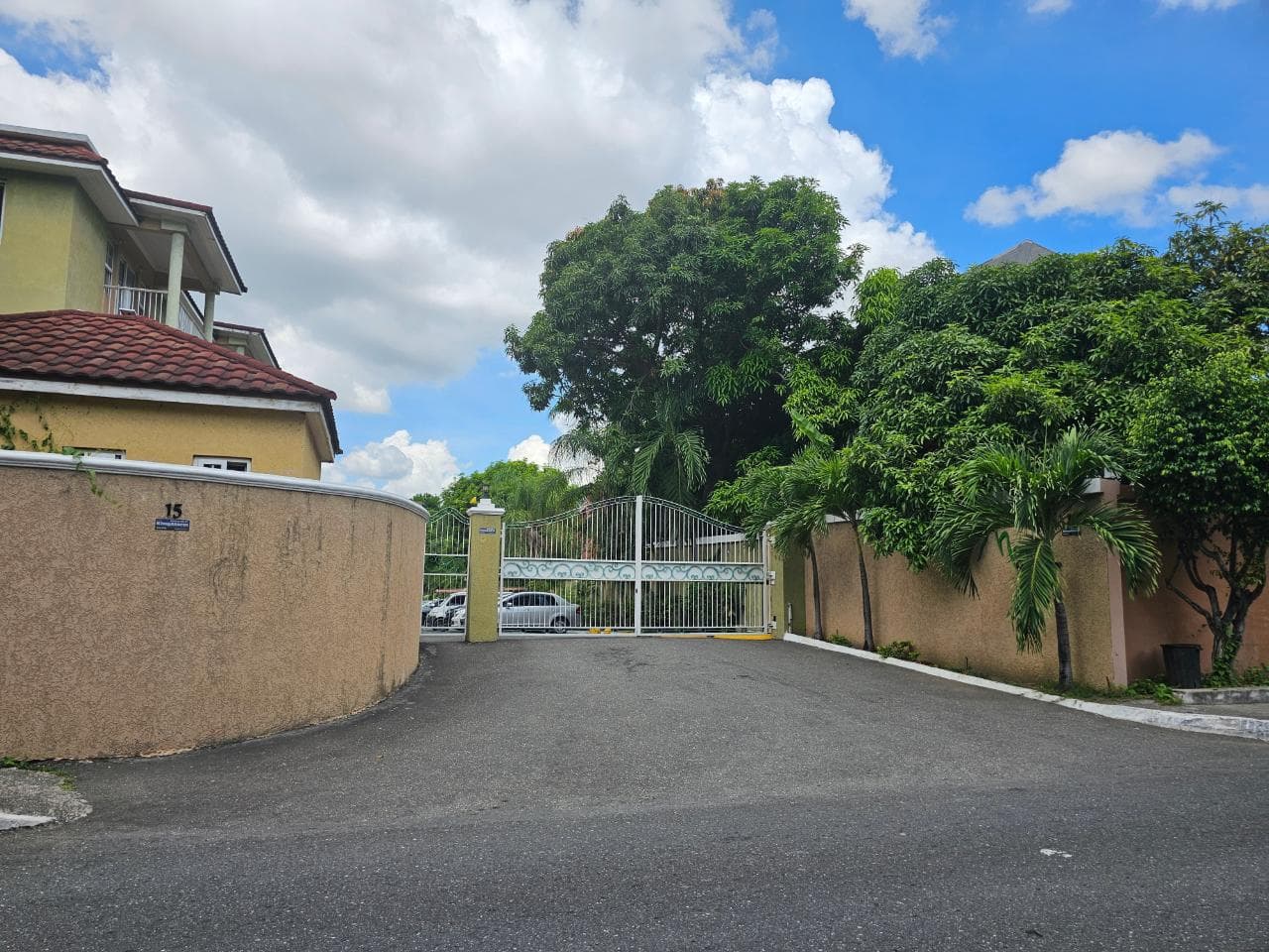 Unit 6, 15 CHARLTON AVENUE