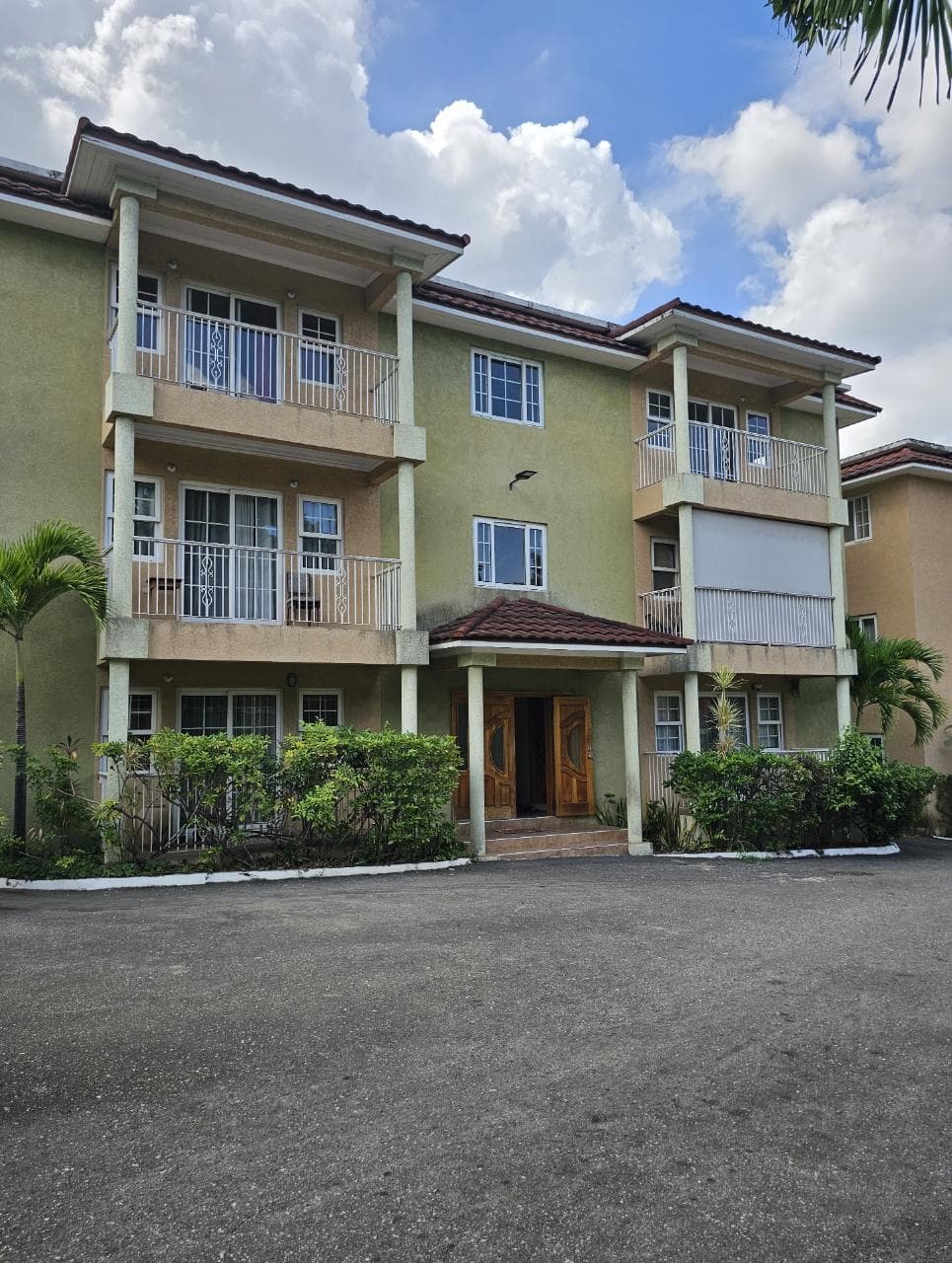 Unit 6, 15 CHARLTON AVENUE photo 2