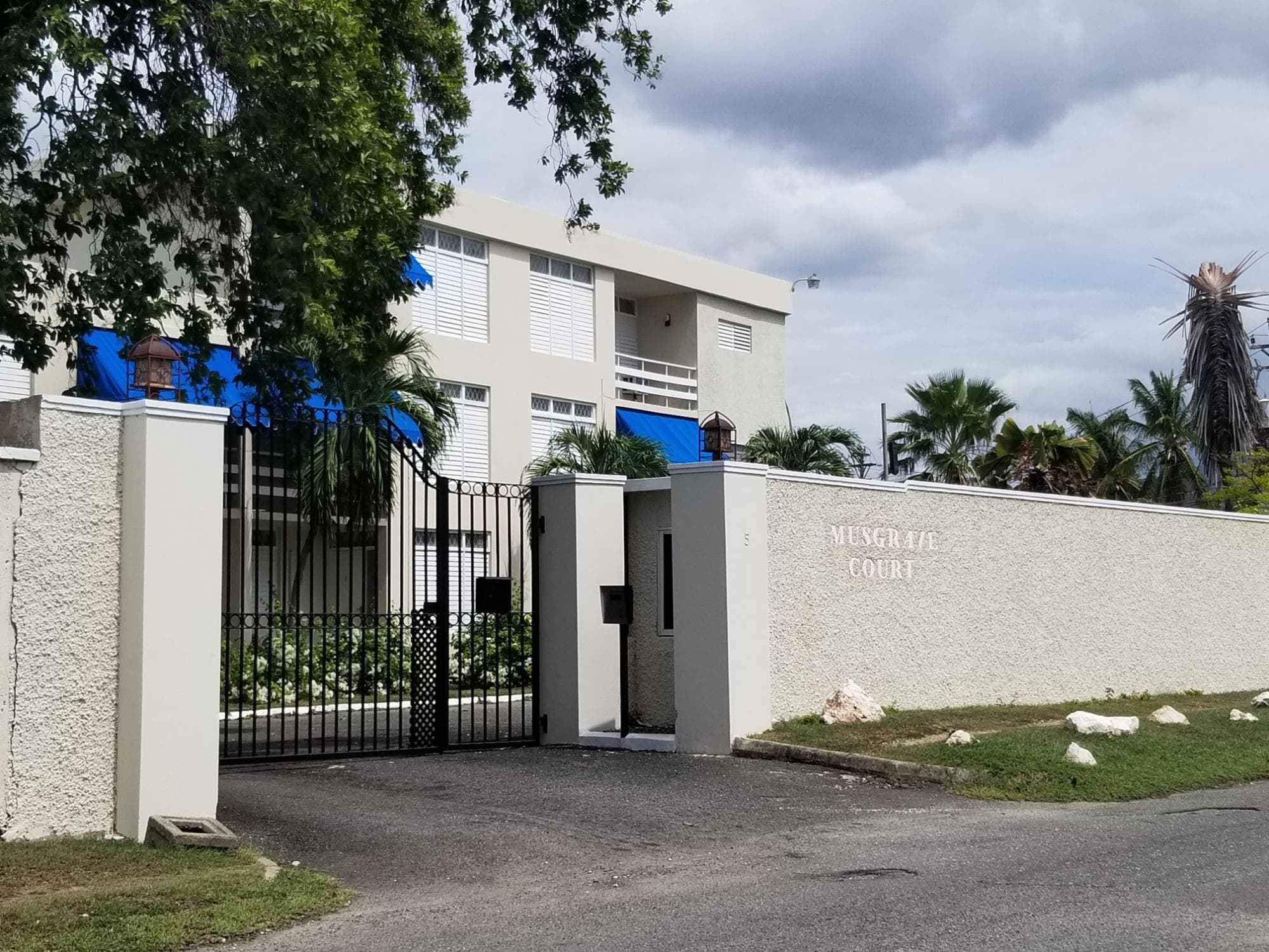 Unit 9, 5 MUSGRAVE AVENUE, KINGSTON