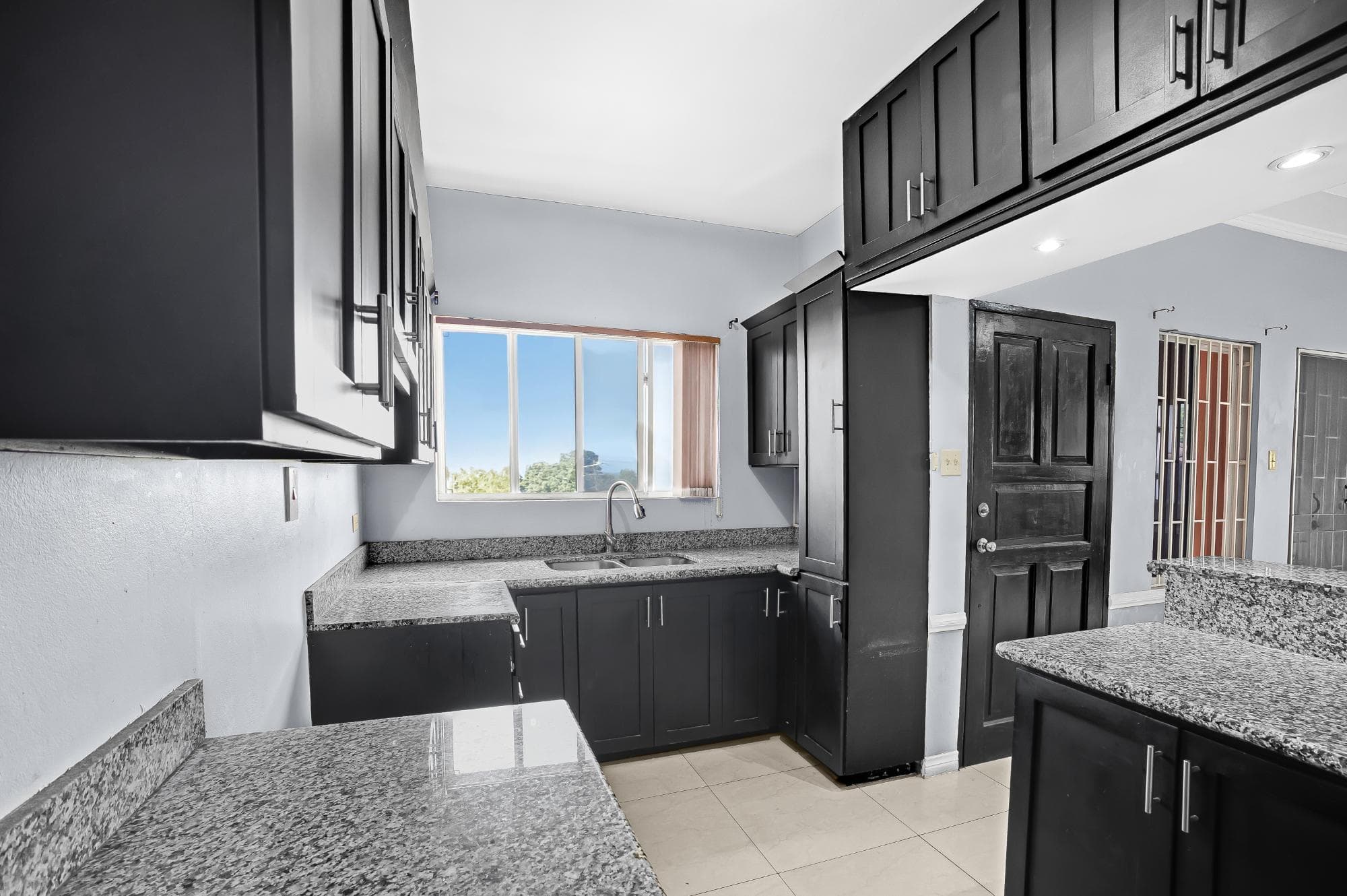 Unit 7, 26a MERRIVALE AVE photo 5