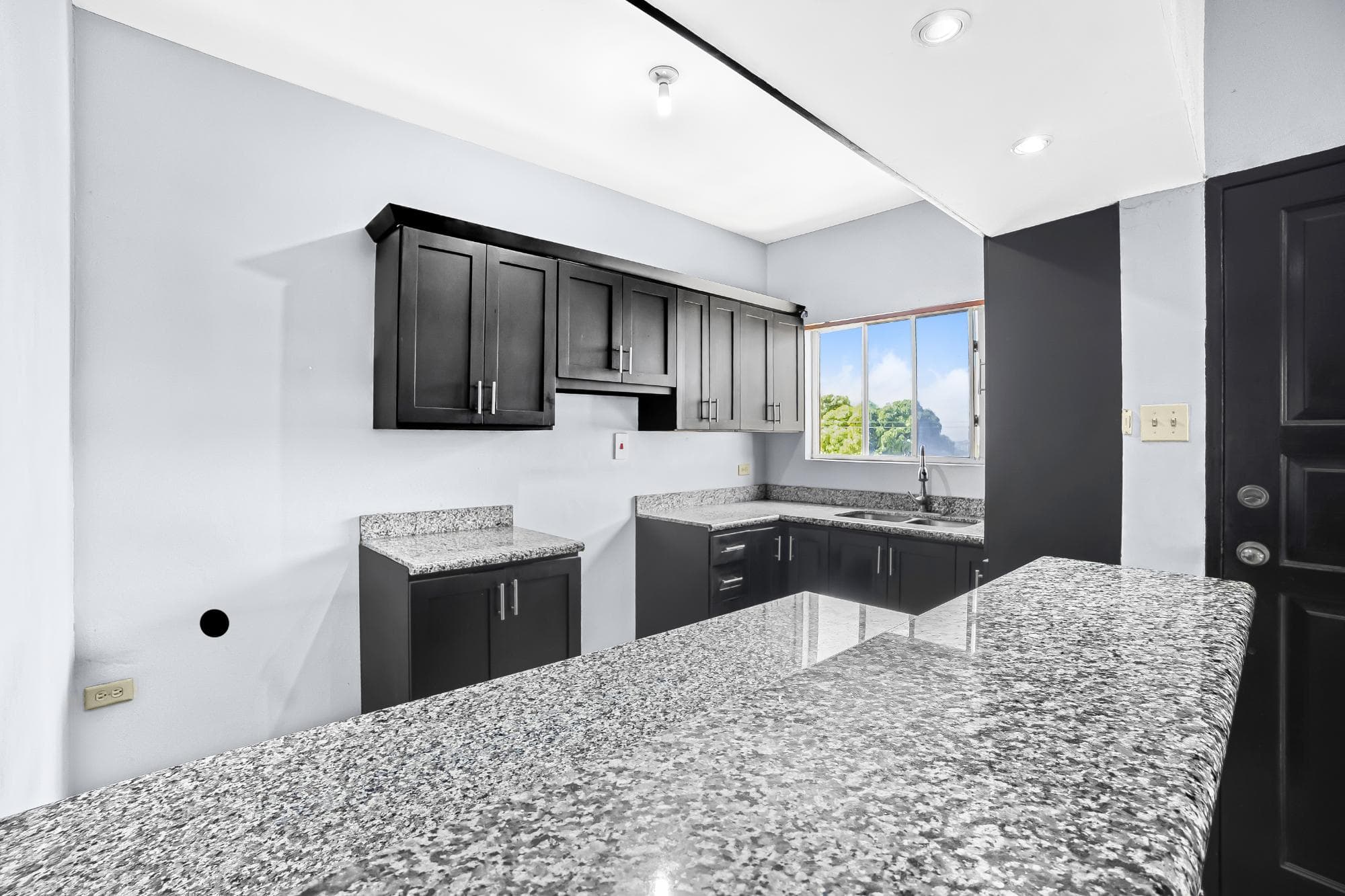 Unit 7, 26a MERRIVALE AVE photo 6