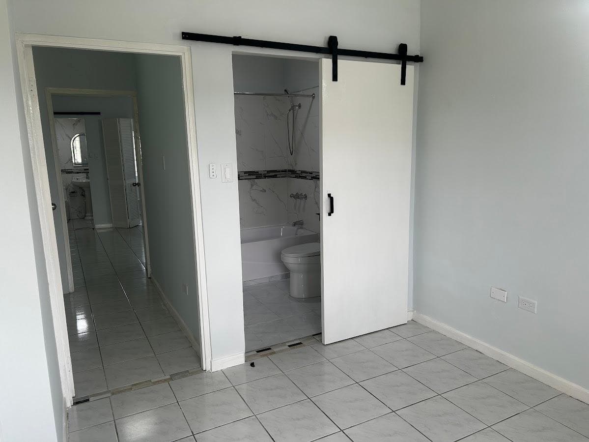Unit 4, 8 CASSANDRA AVENUE photo 14
