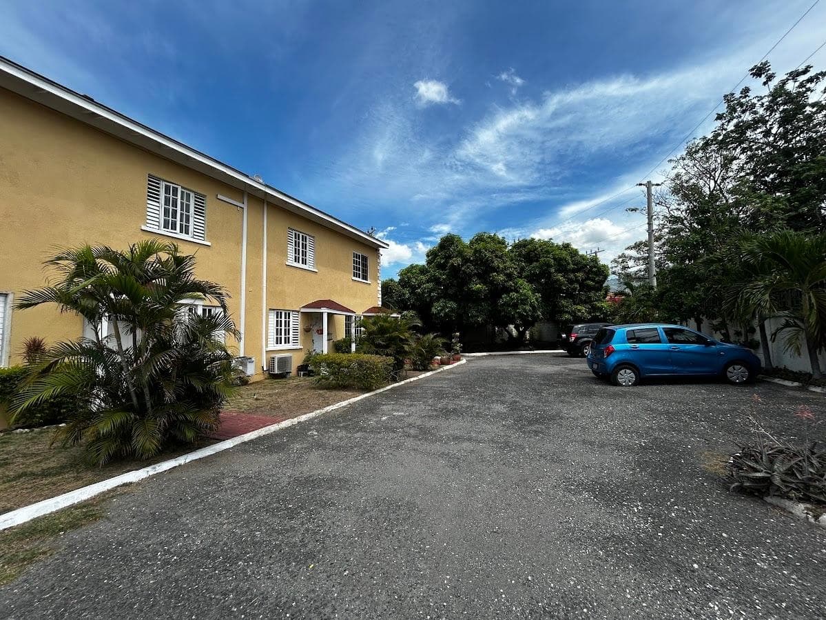 Unit 4, 8 CASSANDRA AVENUE photo 30