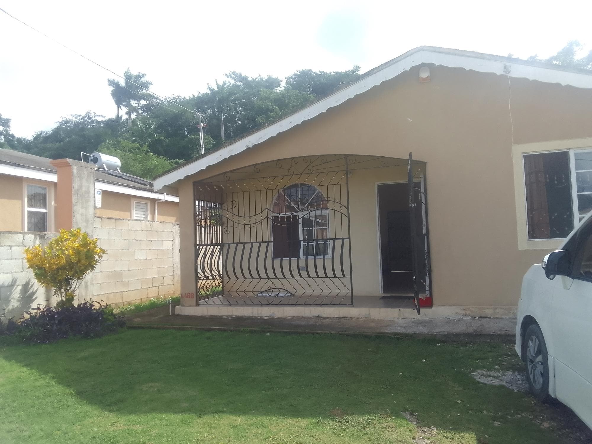 446 MONTEGO WEST VILLAGE photo 2