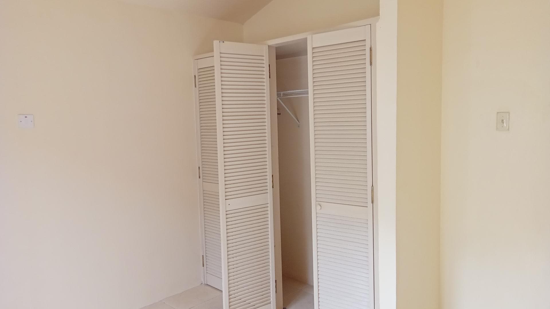446 MONTEGO WEST VILLAGE photo 9