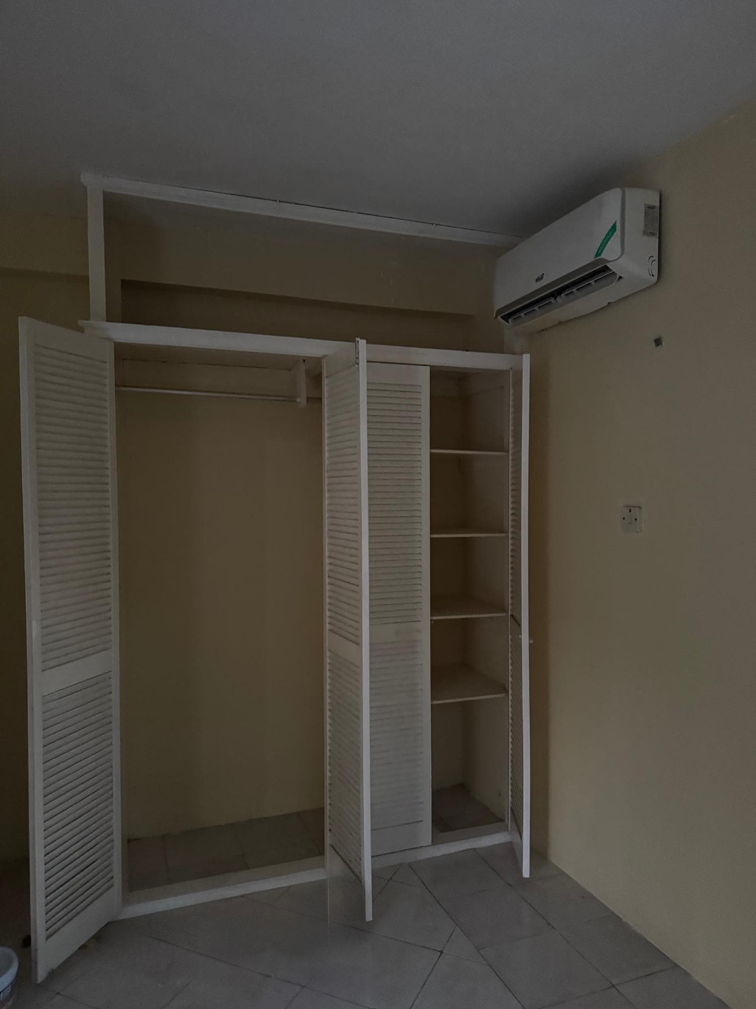 301 ANTIGUA AVENUE, CORNWALL photo 37