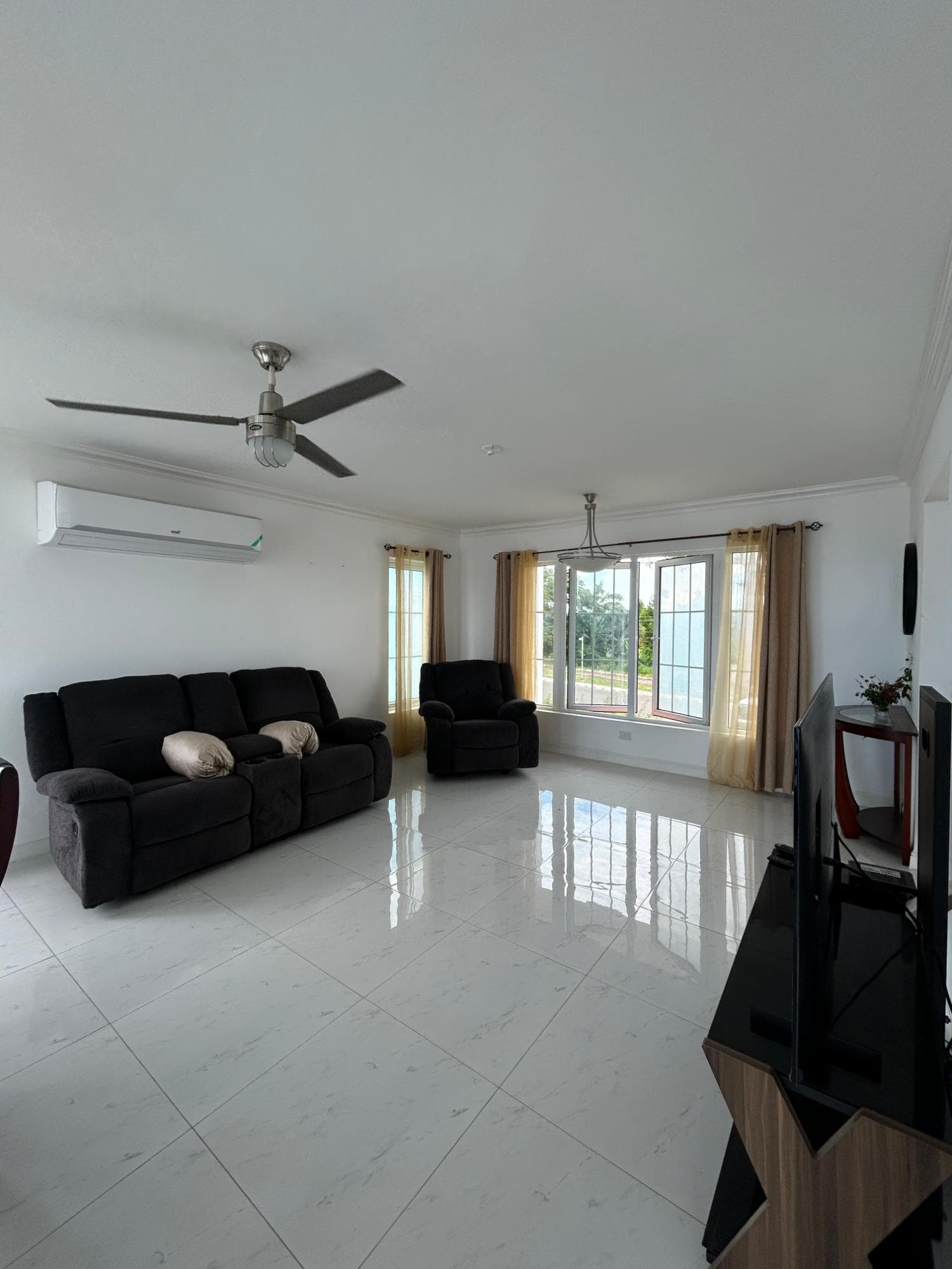 Unit 75, NEGRIL LITTLE BAY COUNTRY
