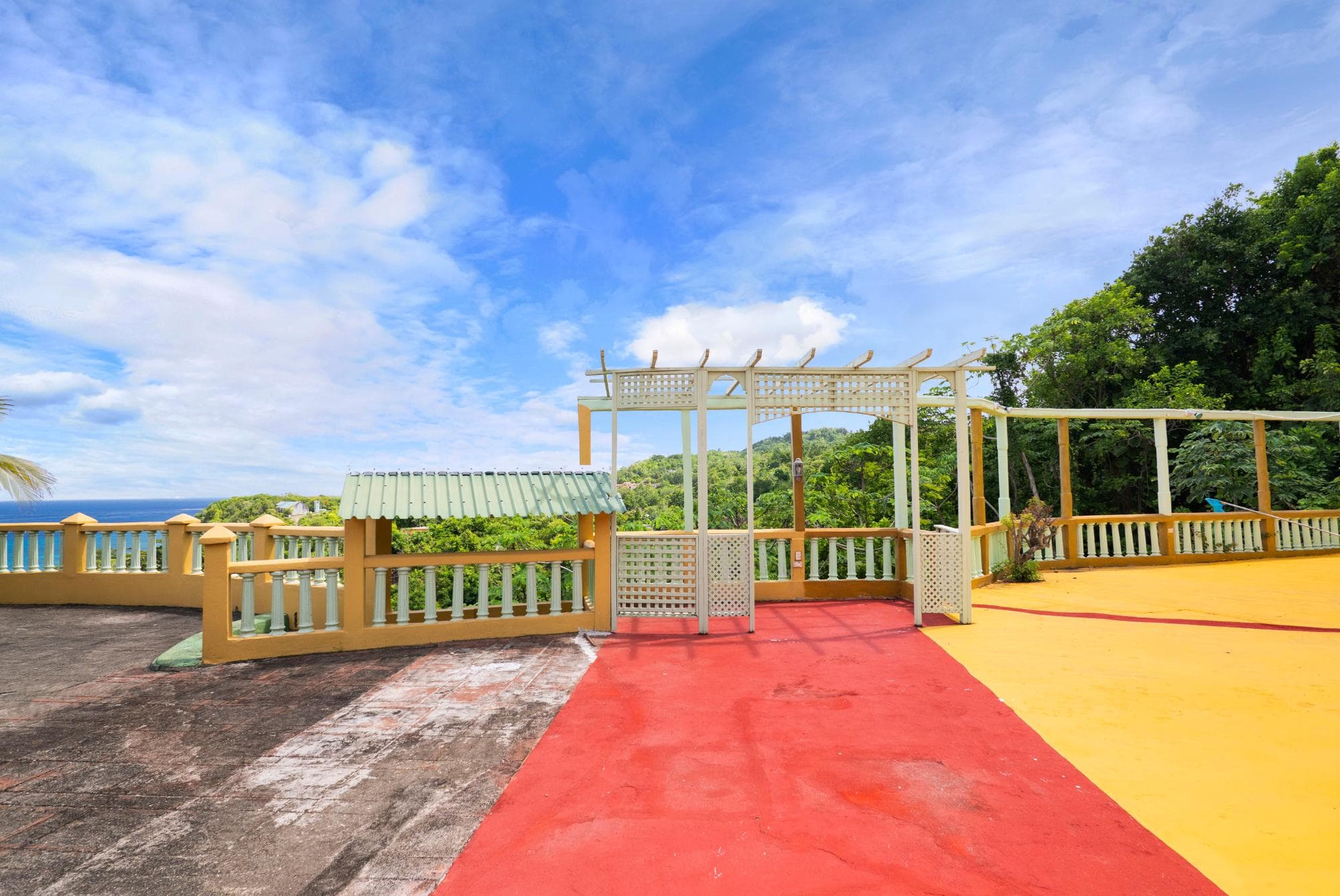 ROSE HILL photo 12