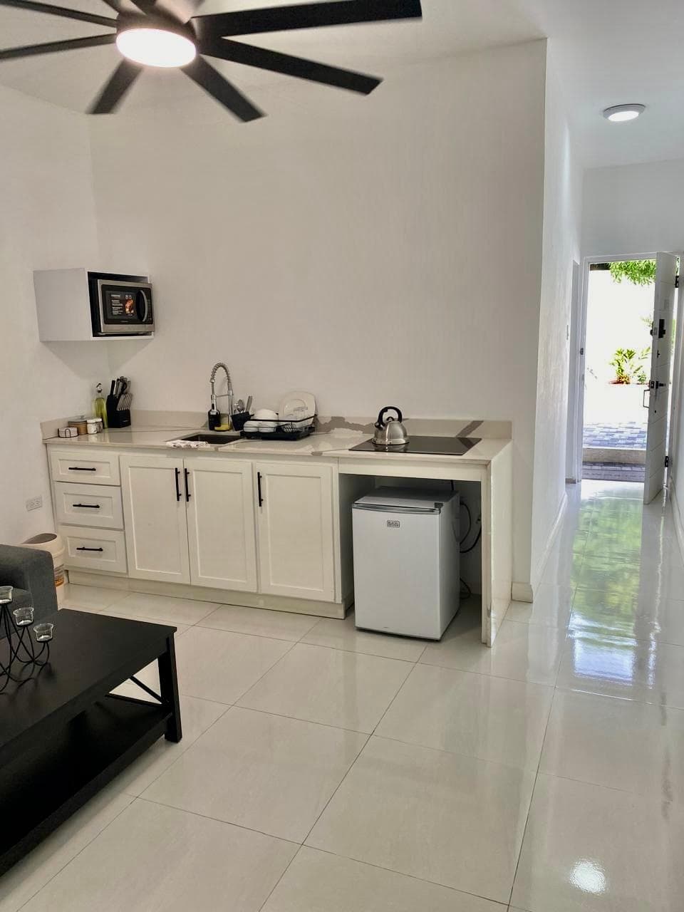 28 WAKEFIELD CRESCENT, KINGS photo 6