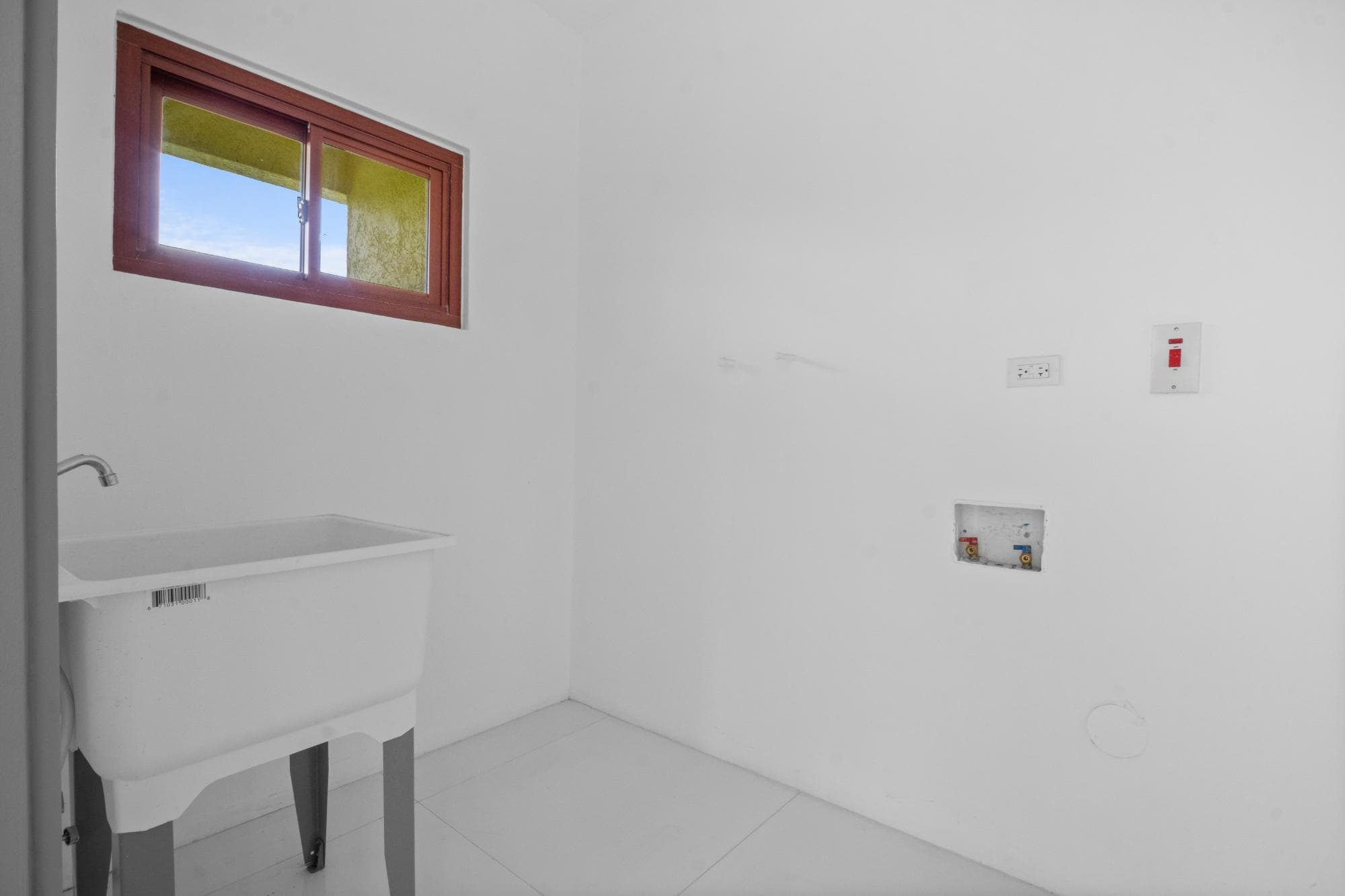 Unit 11, 16 LAWRENCE AVENUE photo 9