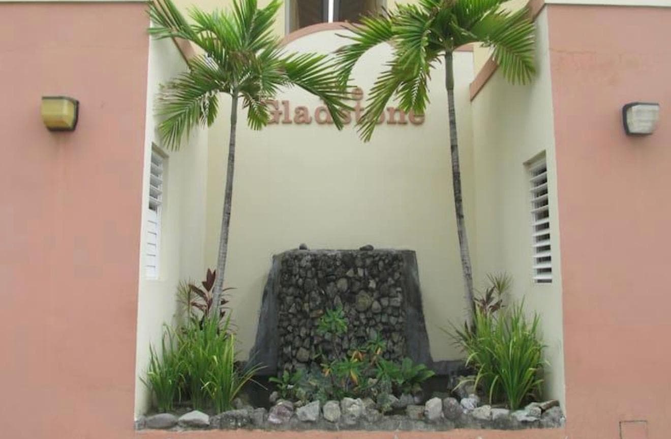 Unit B12, 65 LADY MUSGRAVE ROAD photo 15
