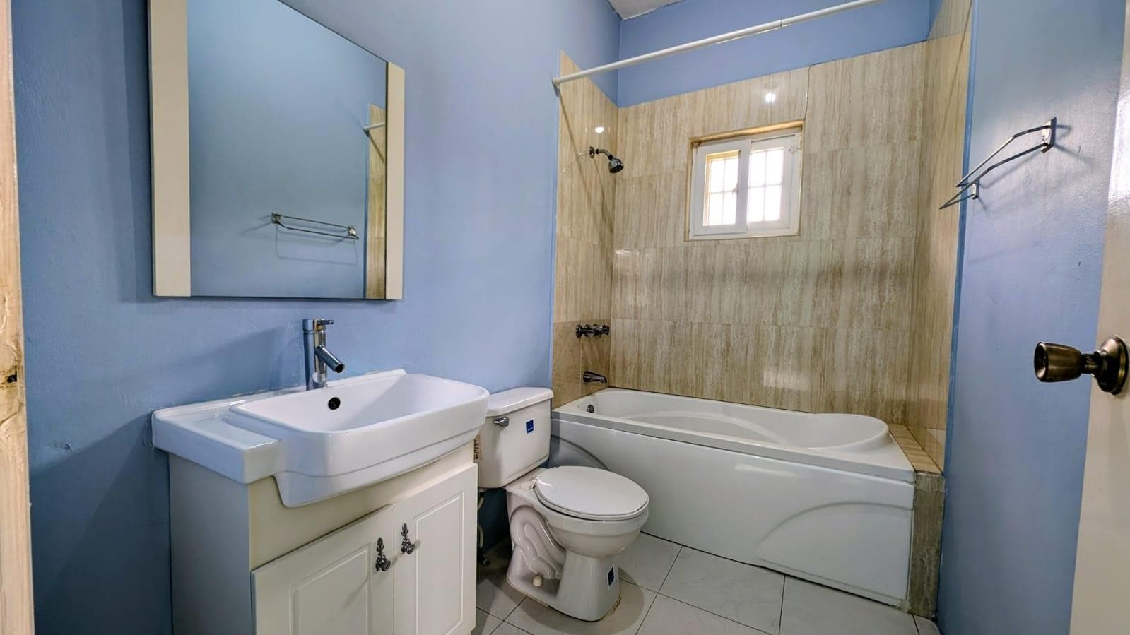15 CHARLTON AVENUE, KINGSTON photo 10