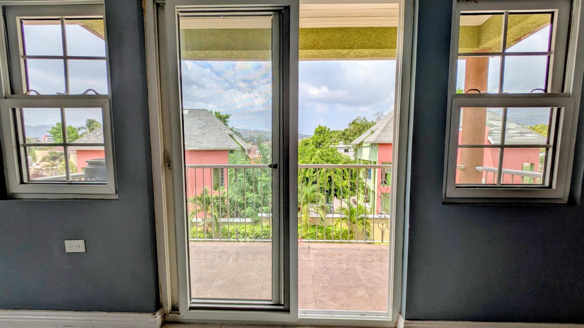 15 CHARLTON AVENUE, KINGSTON photo 13