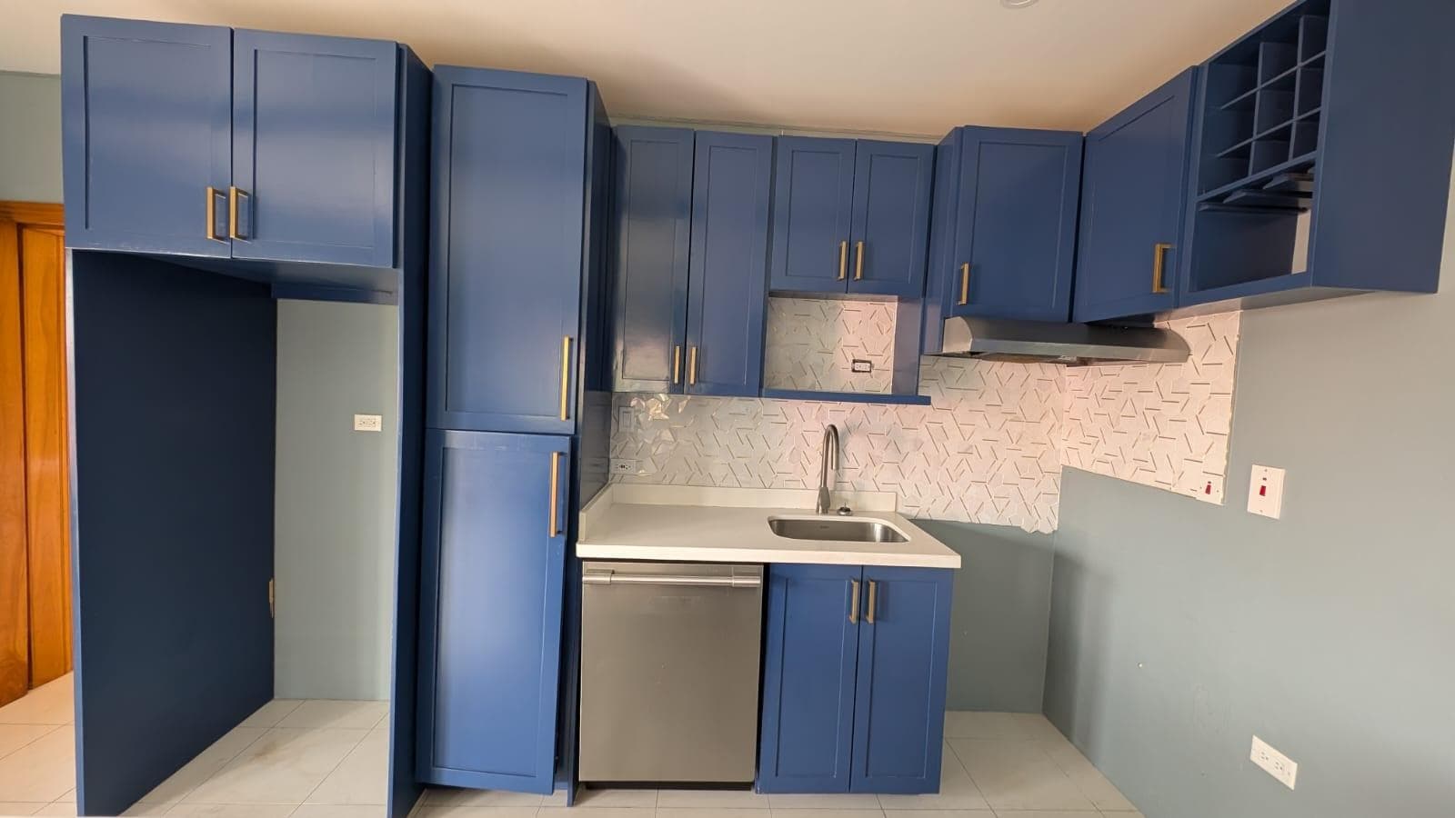 15 CHARLTON AVENUE, KINGSTON photo 3