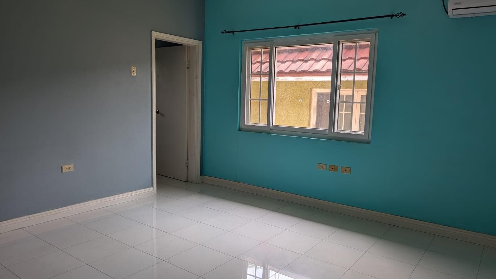 15 CHARLTON AVENUE, KINGSTON photo 9