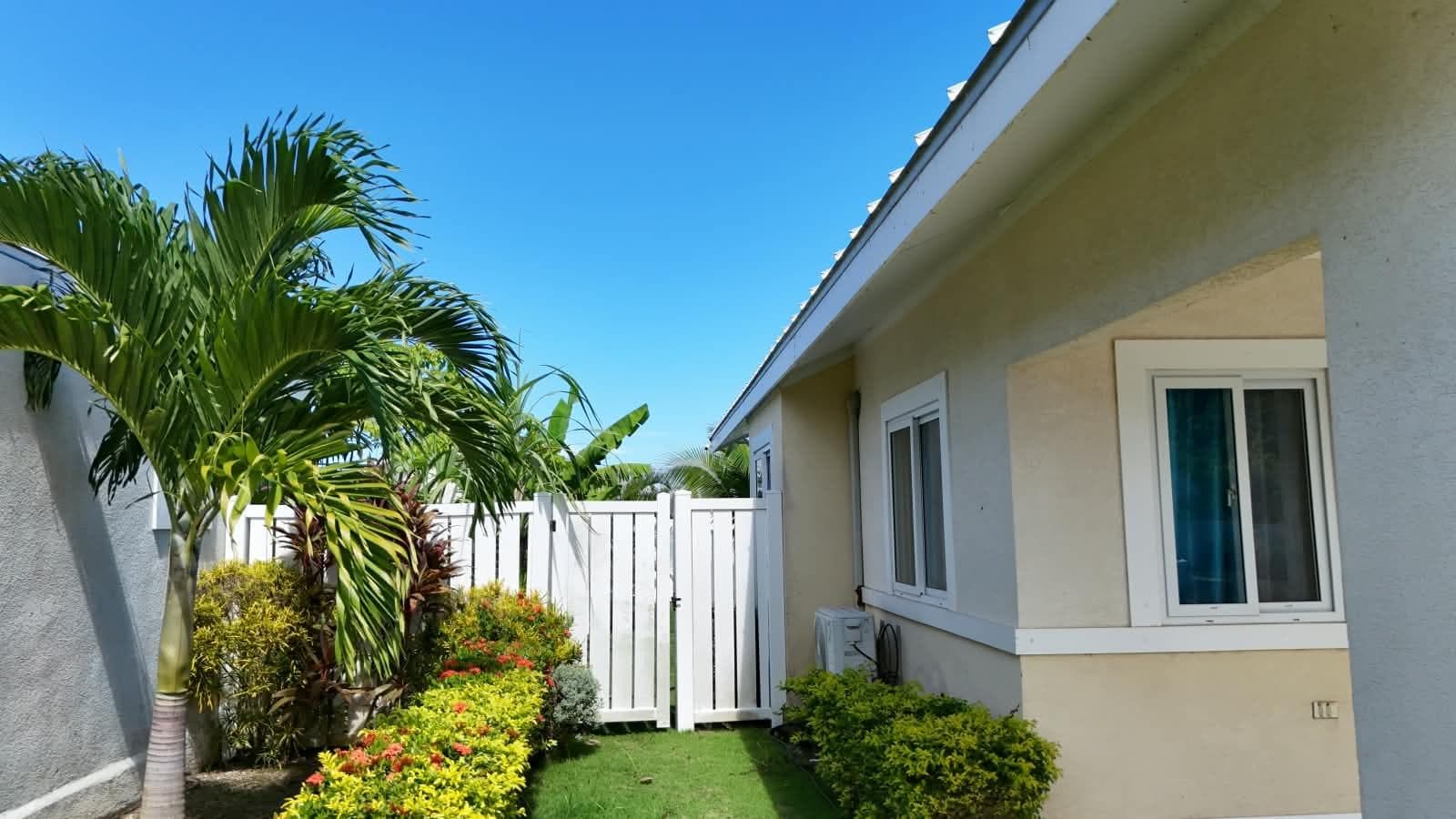 Unit 178, 94 SEASHORE EAST photo 5